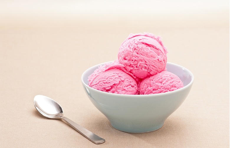 Strawberry Pretzel Ice Cream
